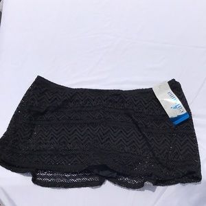 NWT Catalina Black Lace Bottom $8 Firm